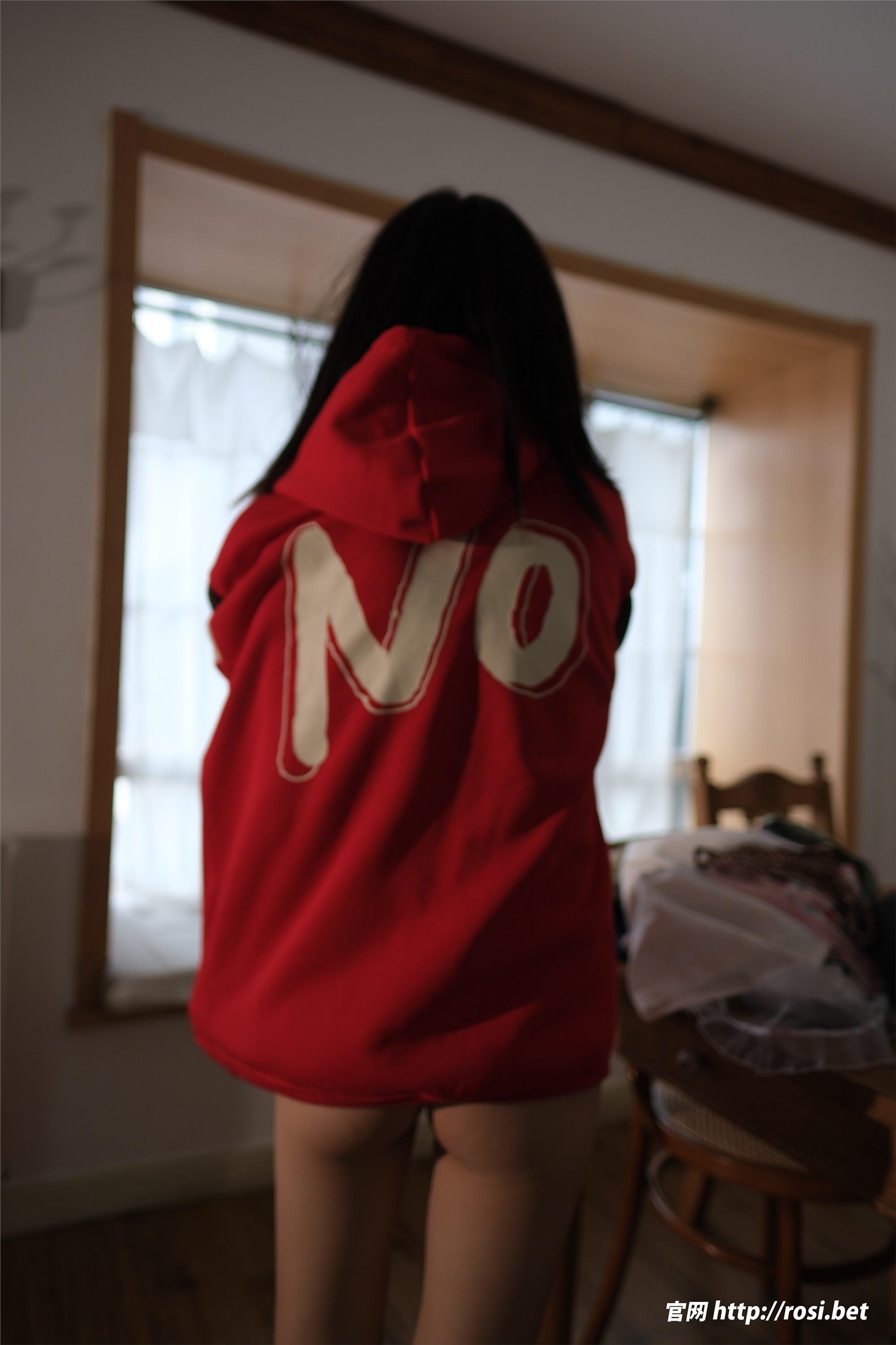 ROSI写真 2025.12.21 NO.5130